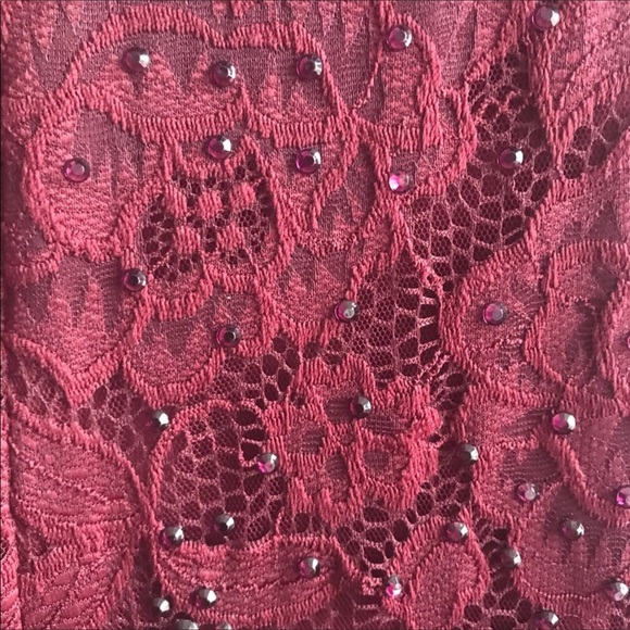 Betsy & Adam Long Open Back Mermaid Lace Dress Size 6 - Picture 8 of 9